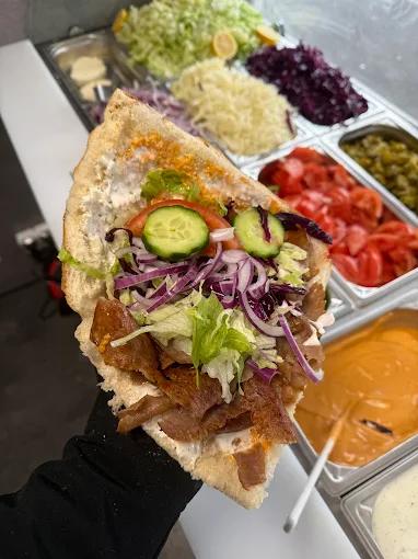 Frisch zubereiteter Berlinzer Döner